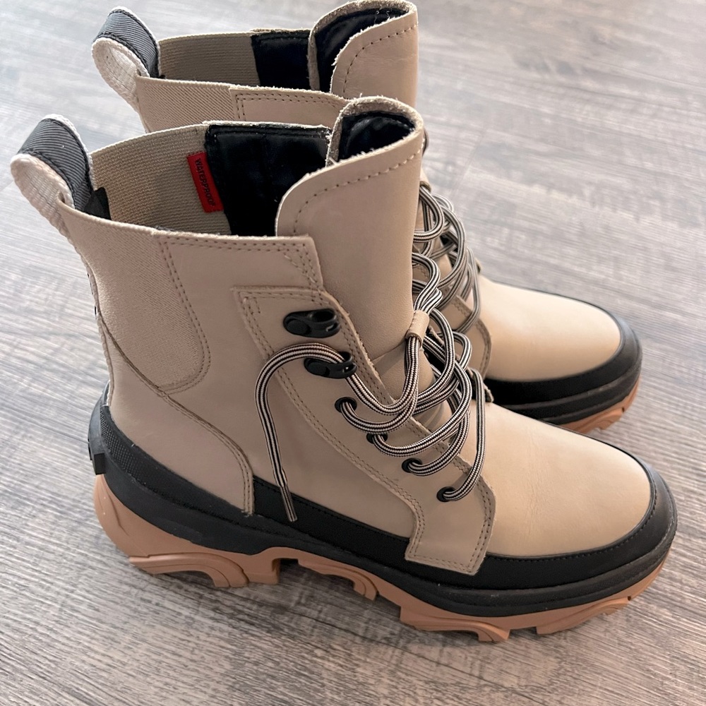 Sorel Women's Brex Lace Waterproof Boot-Size 7.5